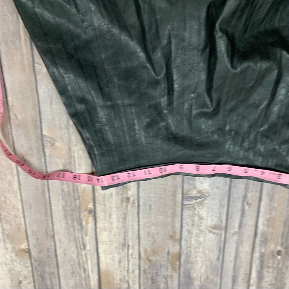 ⭕️sold⭕️J. Crew faux leather pleated mini skirt - Picture 6 of 7